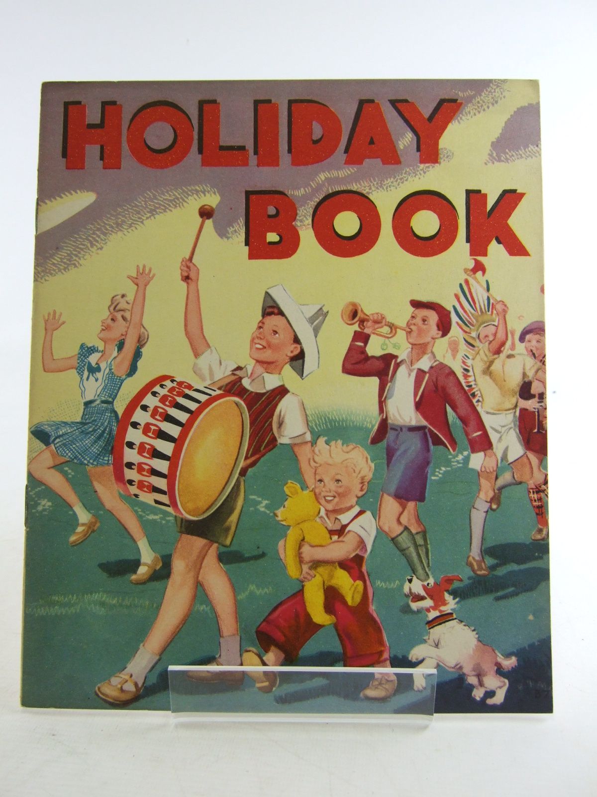 Photo of HOLIDAY BOOK published by Wm. Collins Sons & Co. Ltd. (STOCK CODE: 1806559)  for sale by Stella & Rose's Books