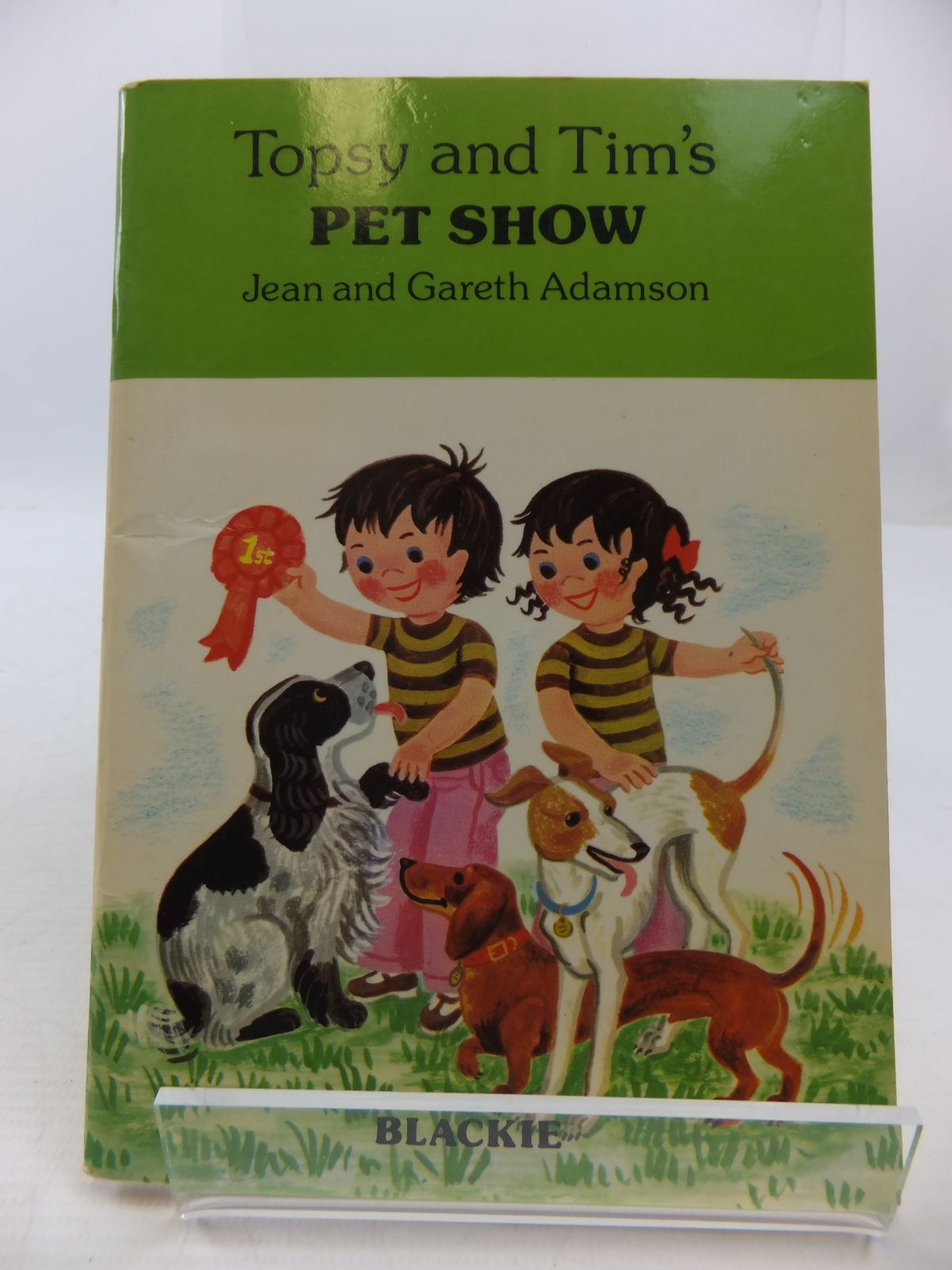 Photo of TOPSY AND TIM'S PET SHOW written by Adamson, Jean Adamson, Gareth illustrated by Adamson, Jean Adamson, Gareth published by Blackie (STOCK CODE: 1807878)  for sale by Stella & Rose's Books