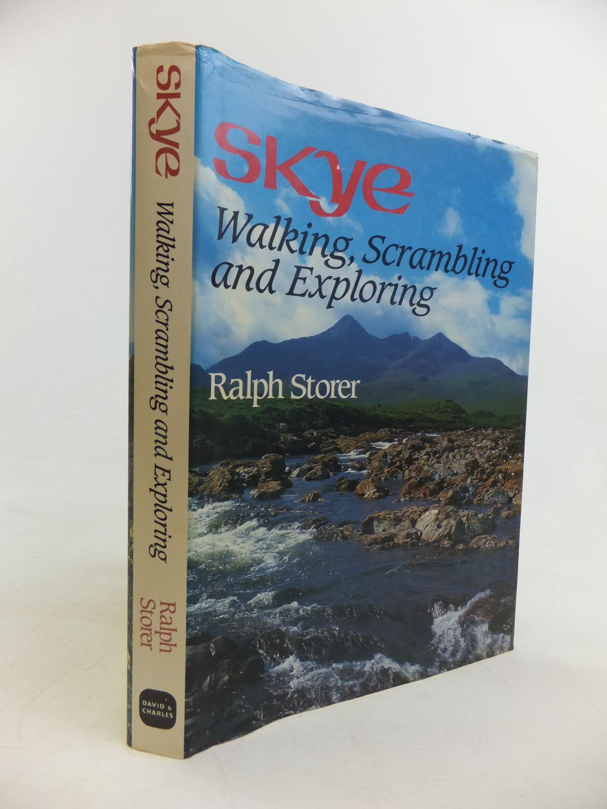 Photo of SKYE: WALKING, SCRAMBLING AND EXPLORING- Stock Number: 1810960