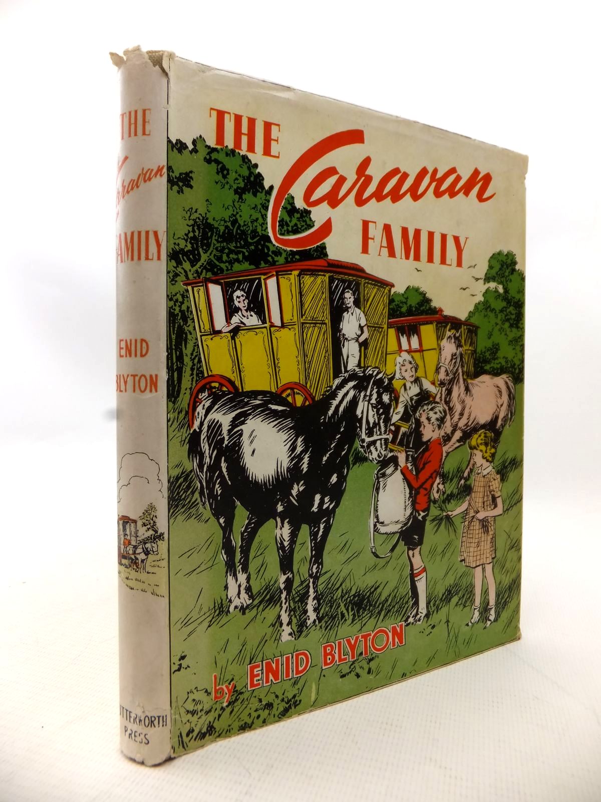 Photo of THE CARAVAN FAMILY written by Blyton, Enid illustrated by Fyffe, William published by Lutterworth Press (STOCK CODE: 1814009)  for sale by Stella & Rose's Books