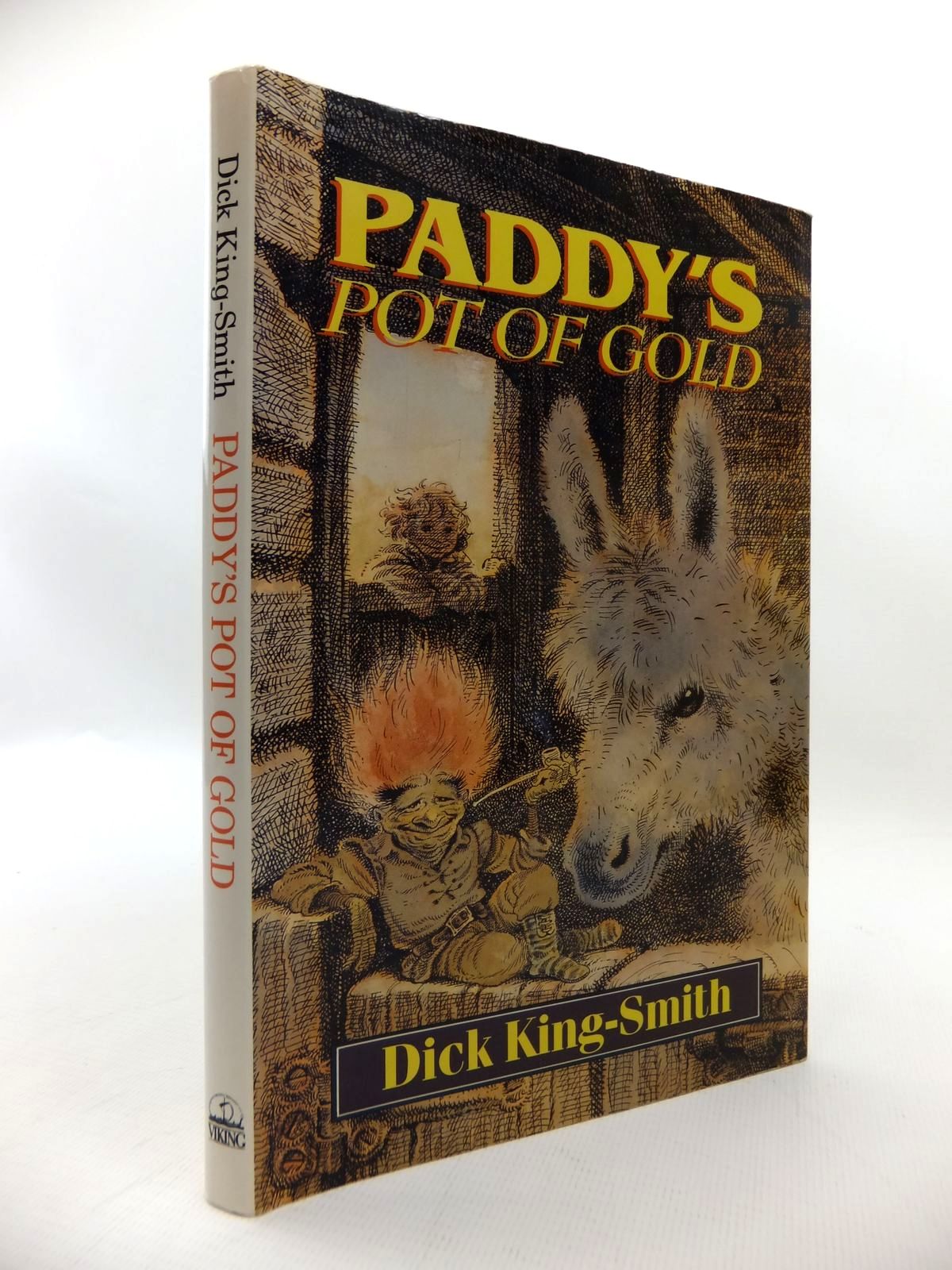Photo of PADDY'S POT OF GOLD written by King-Smith, Dick illustrated by Parkins, David published by Viking (STOCK CODE: 1814612)  for sale by Stella & Rose's Books