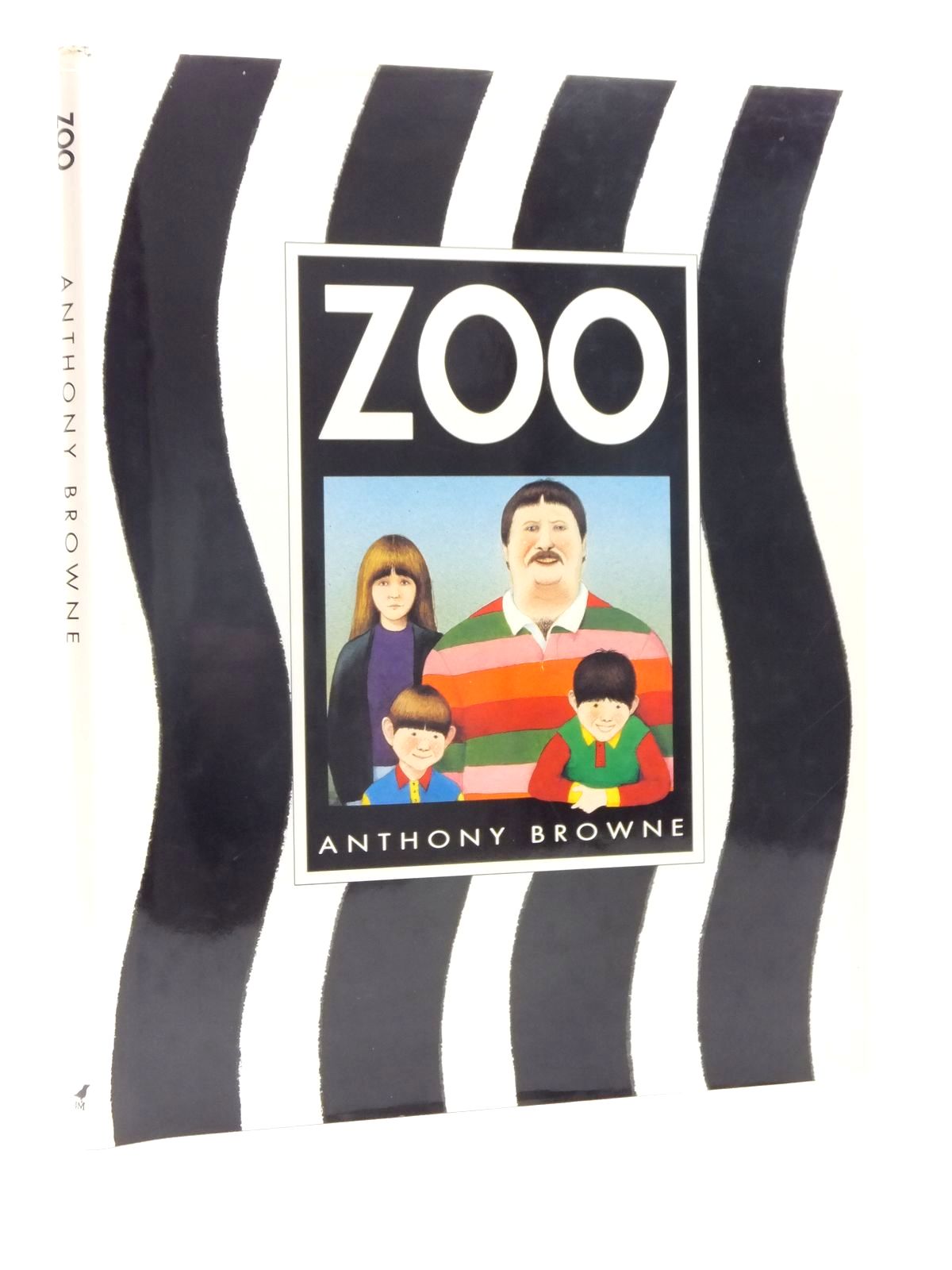 Photo of ZOO written by Browne, Anthony illustrated by Browne, Anthony published by Julia MacRae Books (STOCK CODE: 1815453)  for sale by Stella & Rose's Books