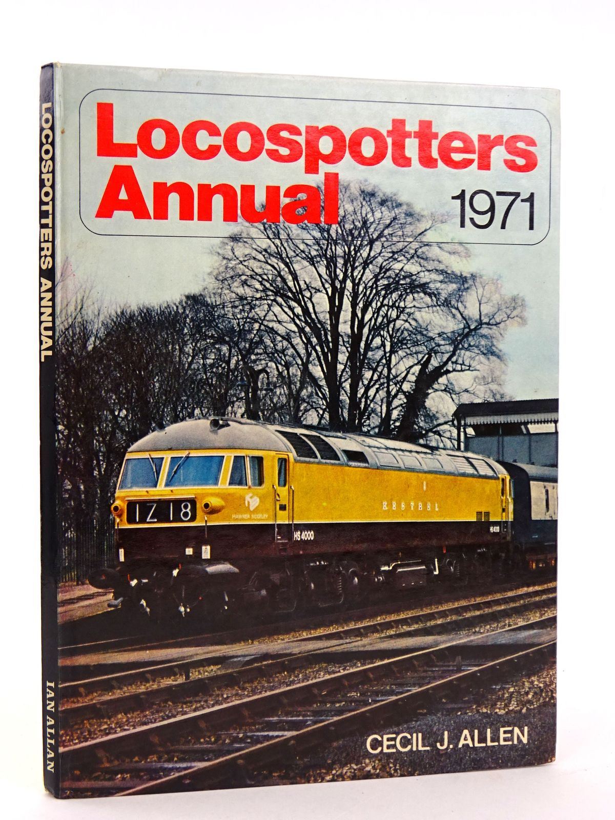 Photo of LOCOSPOTTERS ANNUAL 1971 written by Allen, Cecil J. published by Ian Allan (STOCK CODE: 1818405)  for sale by Stella & Rose's Books