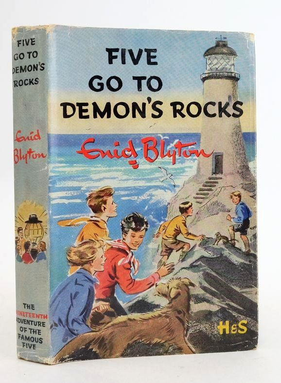 Photo of FIVE GO TO DEMON'S ROCKS written by Blyton, Enid illustrated by Soper, Eileen published by Hodder &amp; Stoughton (STOCK CODE: 1825392)  for sale by Stella & Rose's Books