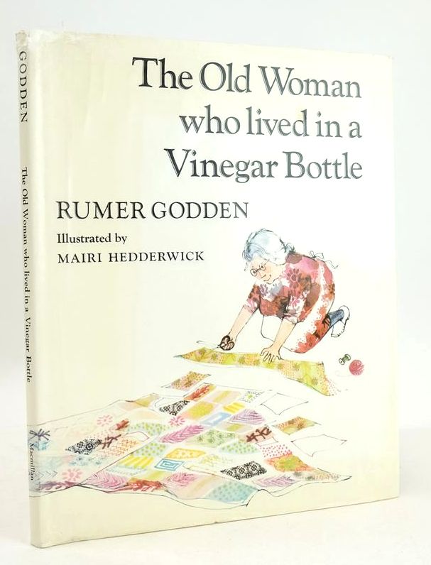 Photo of THE OLD WOMAN WHO LIVED IN A VINEGAR BOTTLE written by Godden, Rumer illustrated by Hedderwick, Mairi published by Macmillan London Limited (STOCK CODE: 1826827)  for sale by Stella & Rose's Books