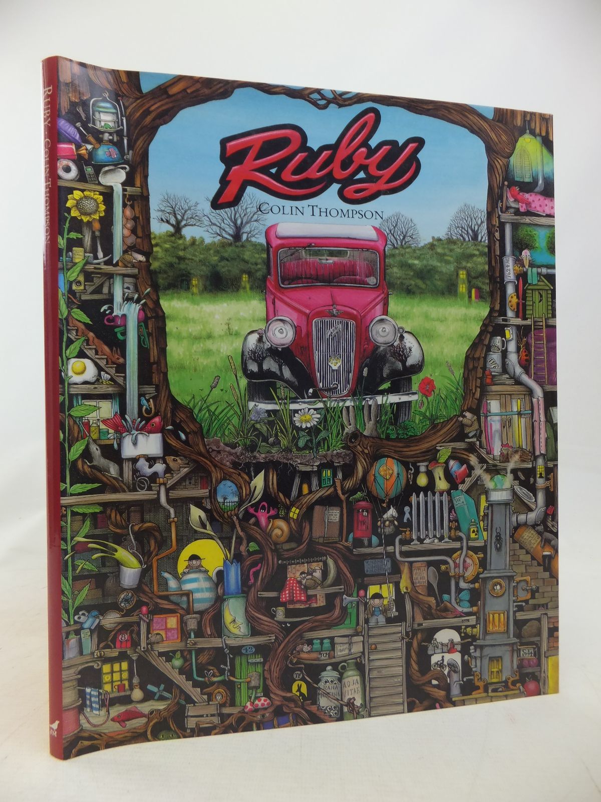 Photo of RUBY written by Thompson, Colin illustrated by Thompson, Colin published by Julia MacRae Books (STOCK CODE: 2115270)  for sale by Stella & Rose's Books