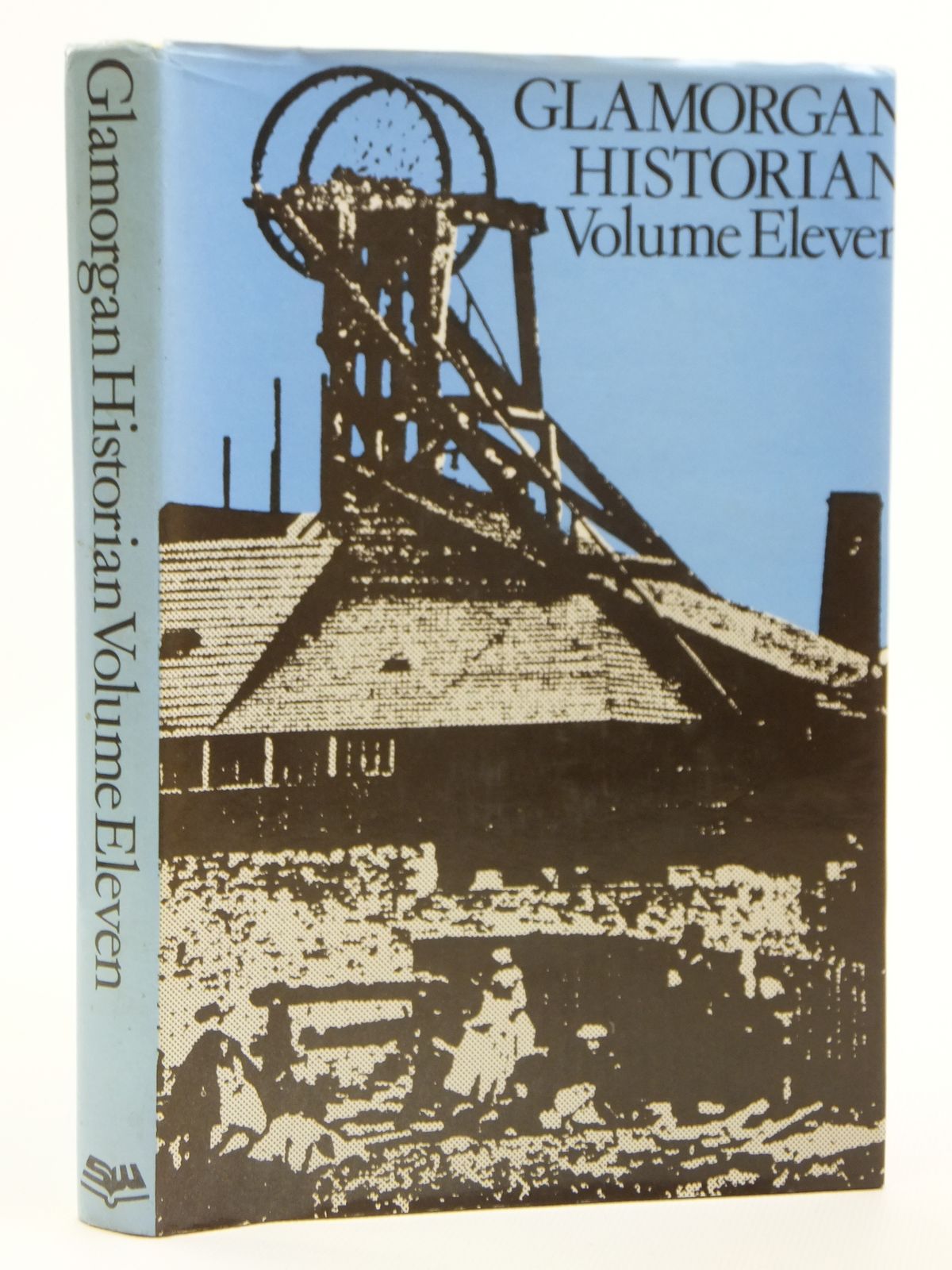 Photo of GLAMORGAN HISTORIAN VOLUME ELEVEN written by Williams, Stewart published by Stewart Williams (STOCK CODE: 2121268)  for sale by Stella & Rose's Books