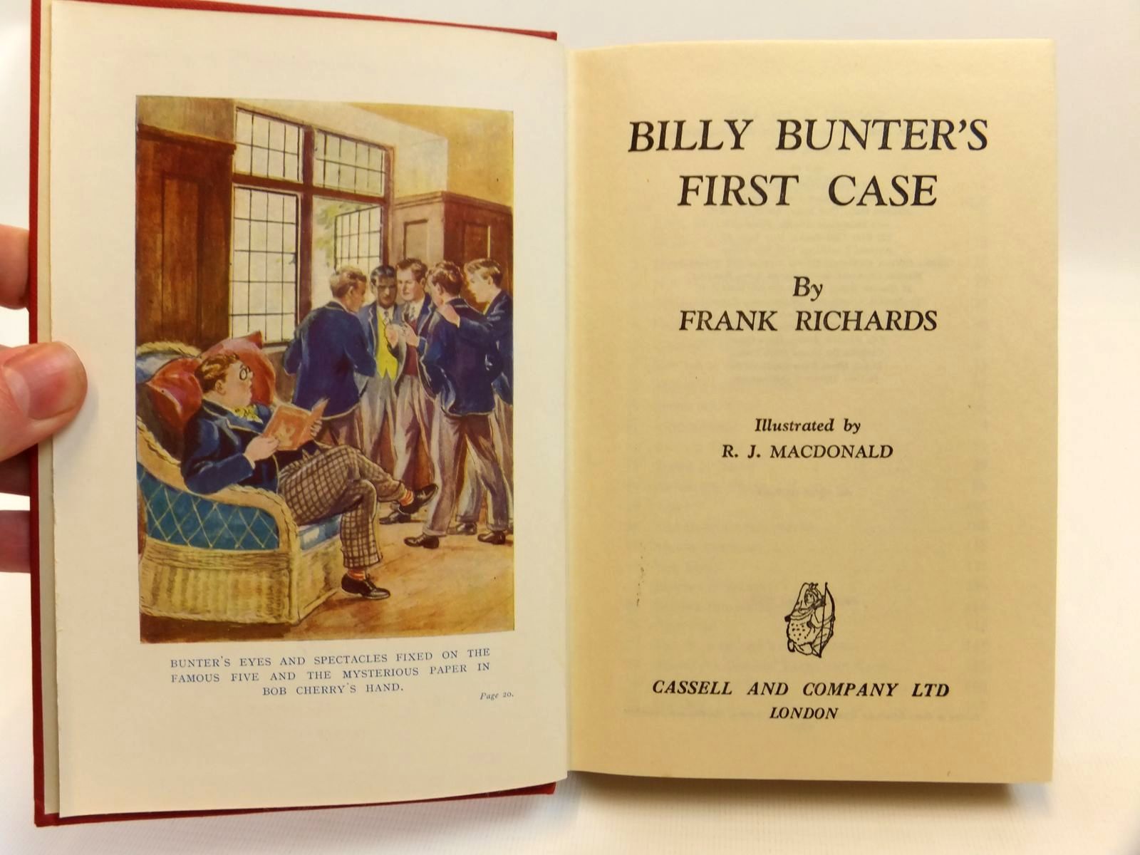 Photo of BILLY BUNTER'S FIRST CASE written by Richards, Frank illustrated by Macdonald, R.J. published by Cassell & Company Limited (STOCK CODE: 2121424)  for sale by Stella & Rose's Books
