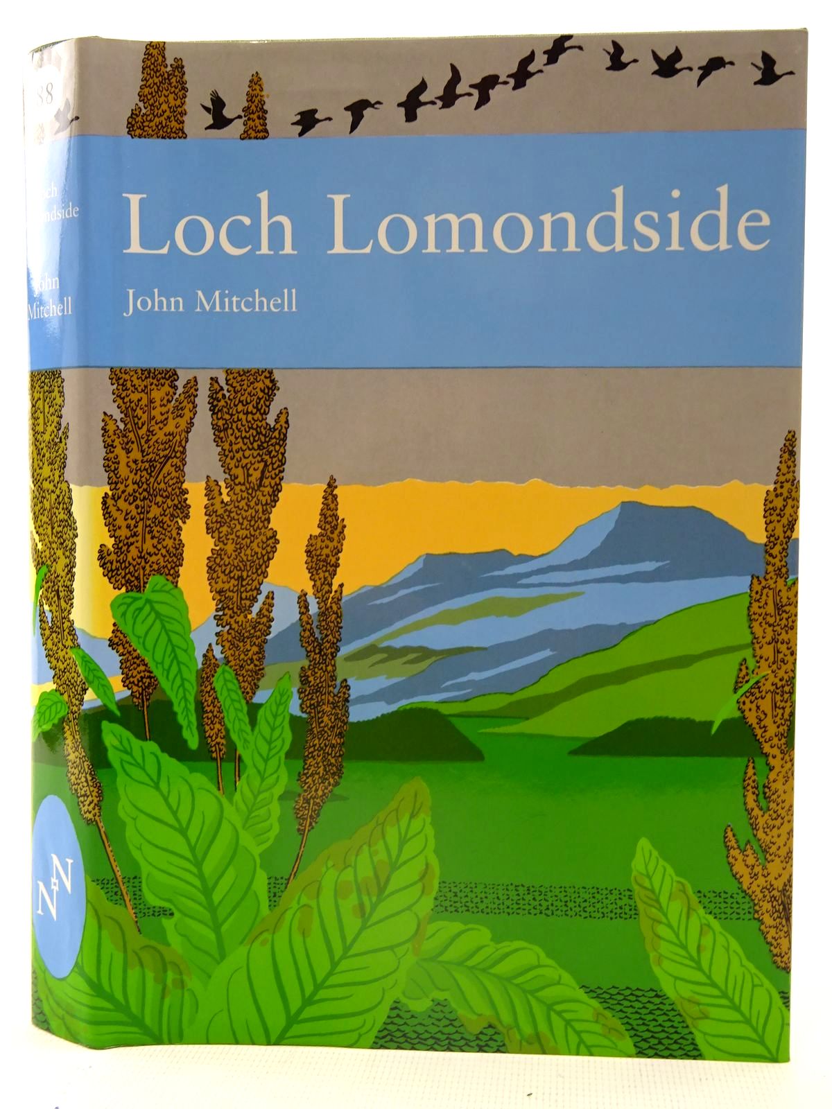 Photo of LOCH LOMONDSIDE (NN 88) written by Mitchell, John published by Harper Collins (STOCK CODE: 2126122)  for sale by Stella & Rose's Books