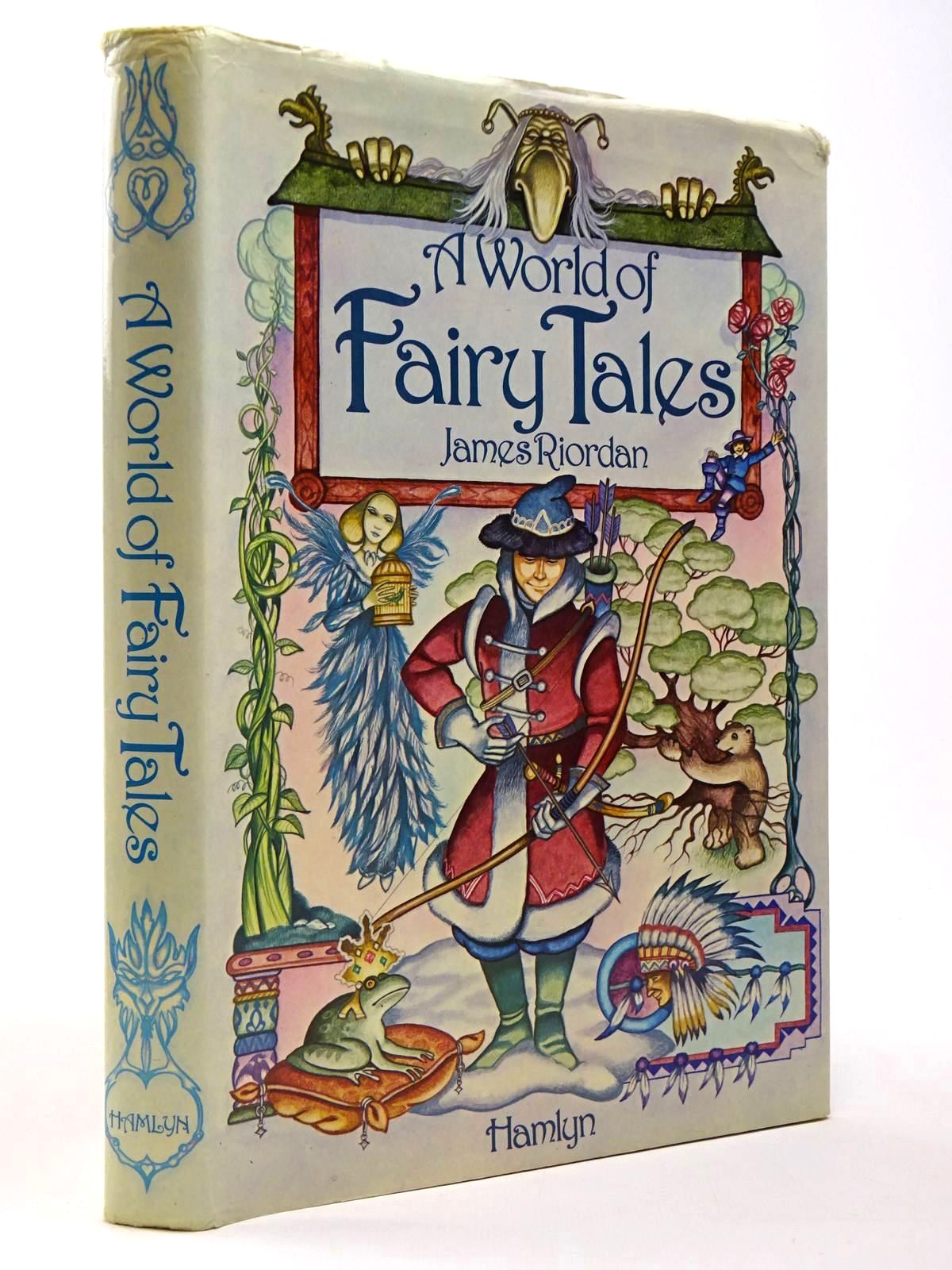 Photo of A WORLD OF FAIRY TALES written by Riordan, James illustrated by Chalk, Gary Hall, Douglas et al.,  published by Hamlyn (STOCK CODE: 2129861)  for sale by Stella & Rose's Books