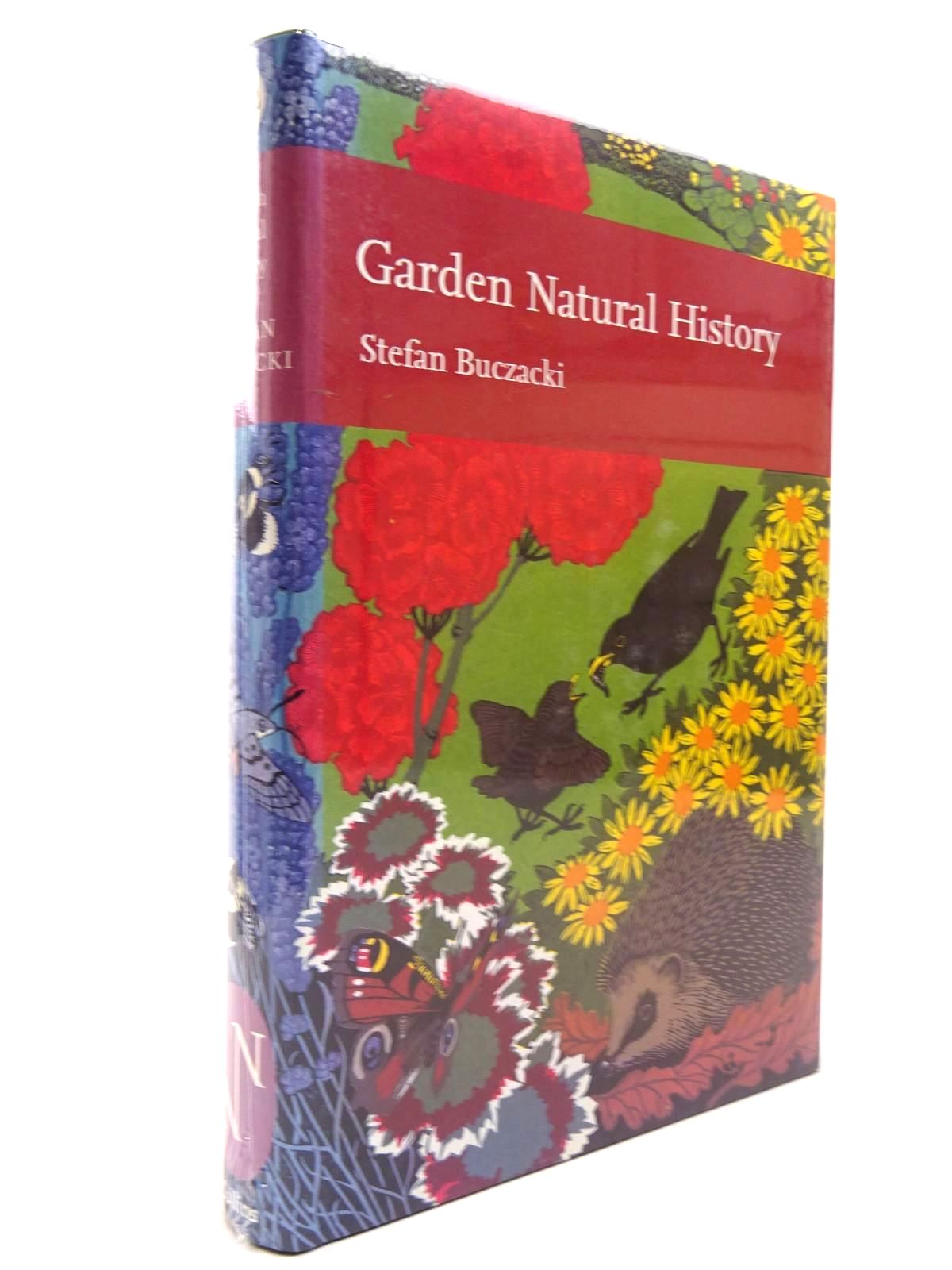Photo of GARDEN NATURAL HISTORY (NN 102) written by Buczacki, Stefan published by Collins (STOCK CODE: 2130477)  for sale by Stella & Rose's Books