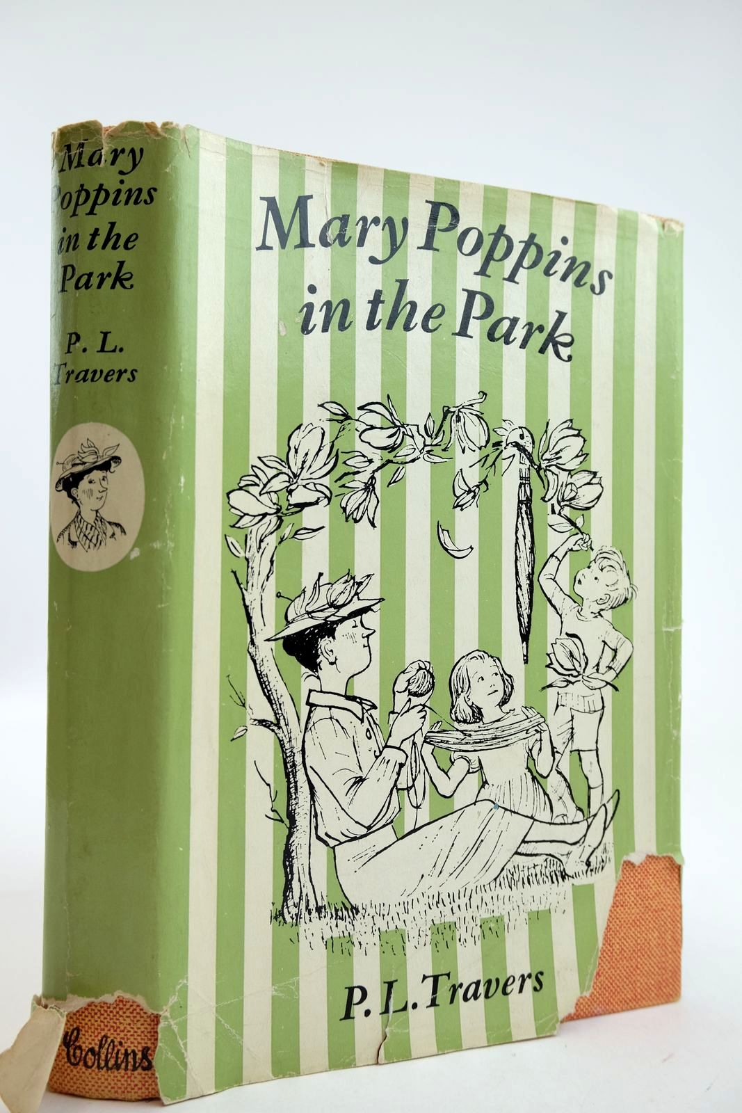 Photo of MARY POPPINS IN THE PARK written by Travers, P.L. illustrated by Shepard, Mary published by Collins (STOCK CODE: 2132415)  for sale by Stella & Rose's Books