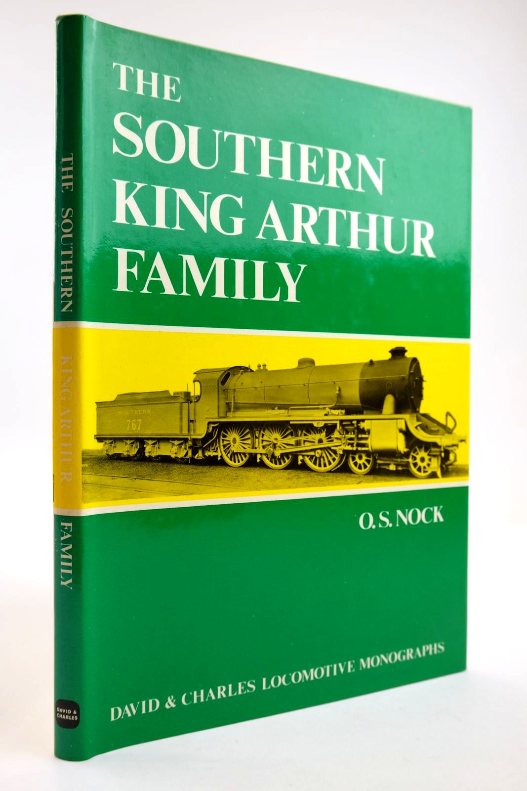 Photo of THE SOUTHERN KING ARTHUR FAMILY written by Nock, O.S. published by David &amp; Charles (STOCK CODE: 2133807)  for sale by Stella & Rose's Books