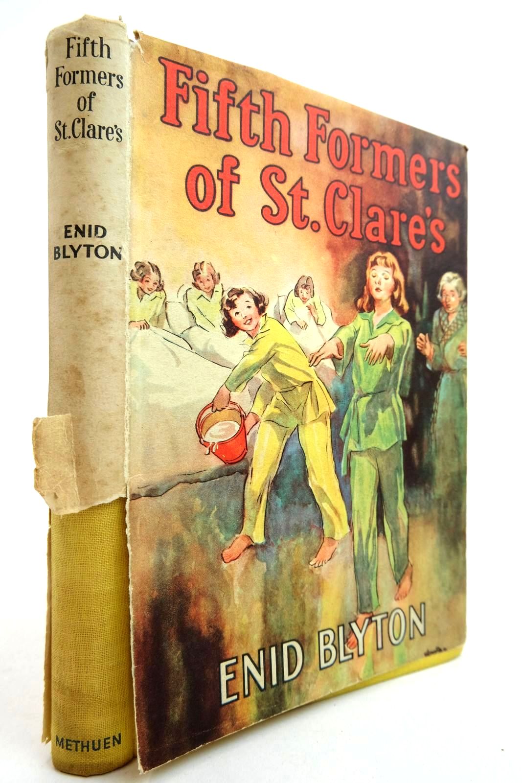Photo of FIFTH FORMERS OF ST. CLARE'S written by Blyton, Enid illustrated by Cable, W. Lindsay published by Methuen &amp; Co. Ltd. (STOCK CODE: 2134282)  for sale by Stella & Rose's Books