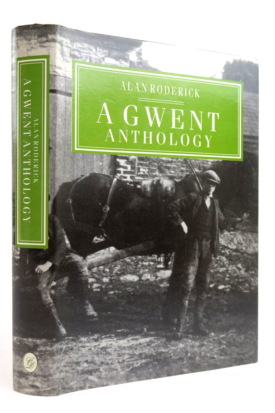 Photo of A GWENT ANTHOLOGY written by Roderick, Alan published by Christopher Davies (STOCK CODE: 2135438)  for sale by Stella & Rose's Books