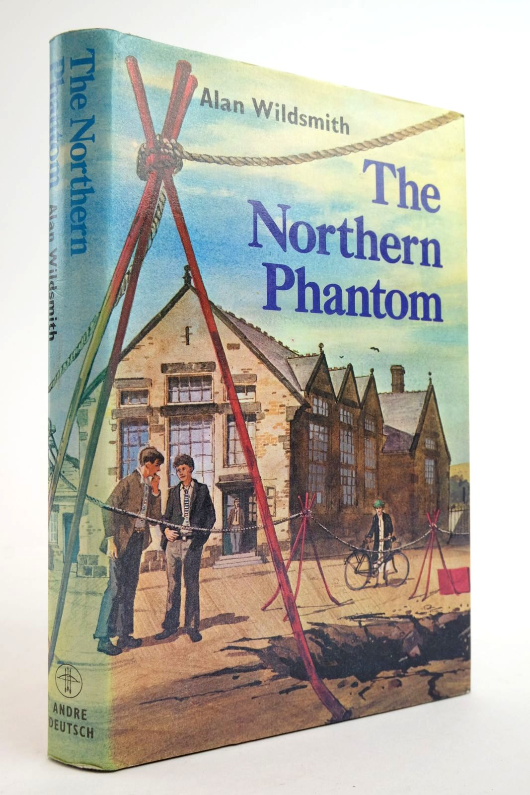 Photo of THE NORTHERN PHANTOM written by Wildsmith, Alan published by Andre Deutsch (STOCK CODE: 2135462)  for sale by Stella & Rose's Books
