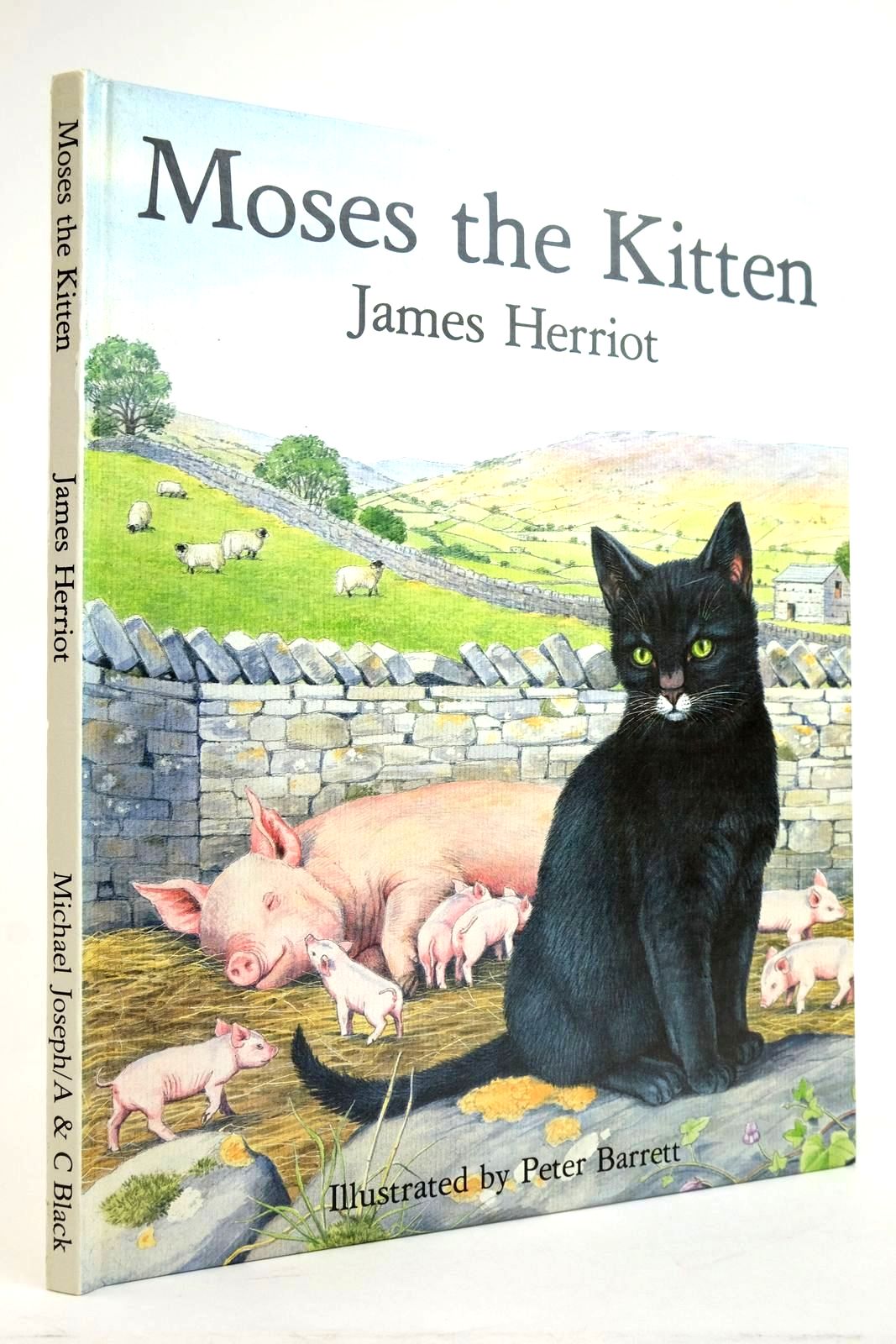 Photo of MOSES THE KITTEN written by Herriot, James illustrated by Barrett, Peter published by Michael Joseph, A. &amp; C. Black Ltd. (STOCK CODE: 2135544)  for sale by Stella & Rose's Books