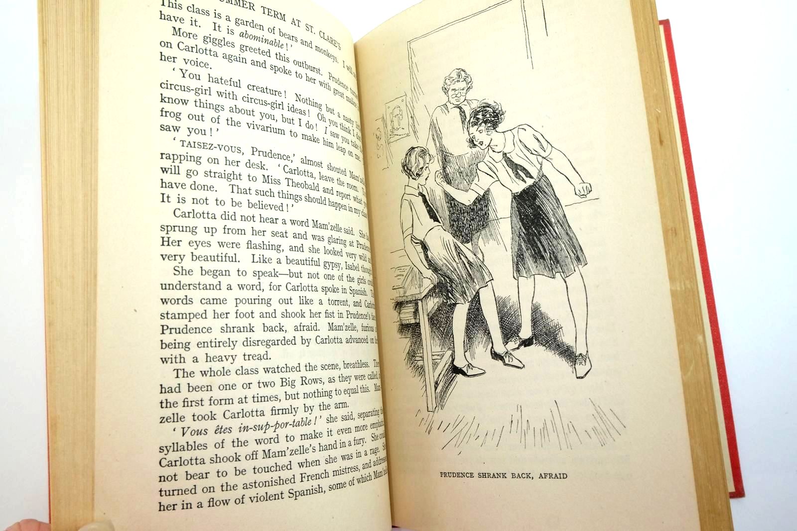 Photo of SUMMER TERM AT ST. CLARE'S written by Blyton, Enid illustrated by Cable, W. Lindsay published by Methuen & Co. Ltd. (STOCK CODE: 2135773)  for sale by Stella & Rose's Books