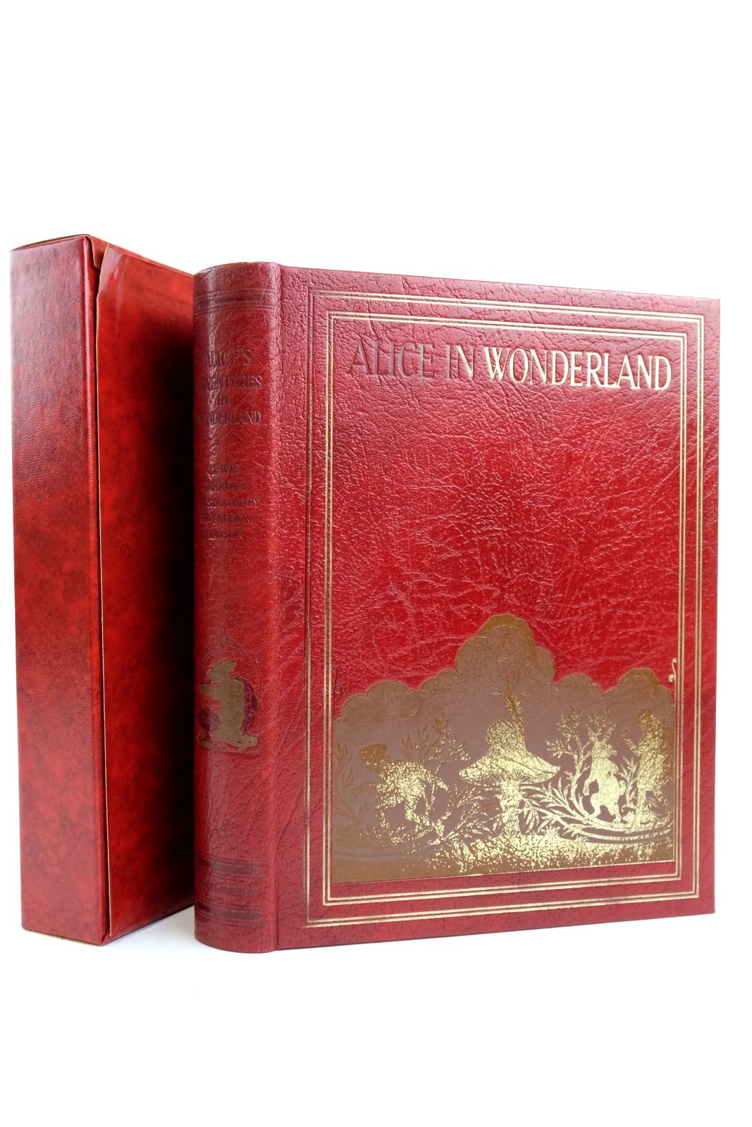 Photo of ALICE'S ADVENTURES IN WONDERLAND written by Carroll, Lewis illustrated by Hudson, Gwynedd M. published by Hodder & Stoughton (STOCK CODE: 2135910)  for sale by Stella & Rose's Books