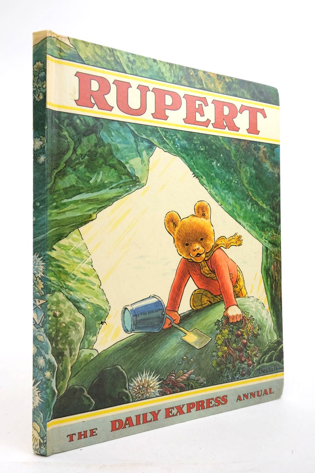 Photo of RUPERT ANNUAL 1971 written by Bestall, Alfred illustrated by Bestall, Alfred published by Daily Express (STOCK CODE: 2136937)  for sale by Stella & Rose's Books