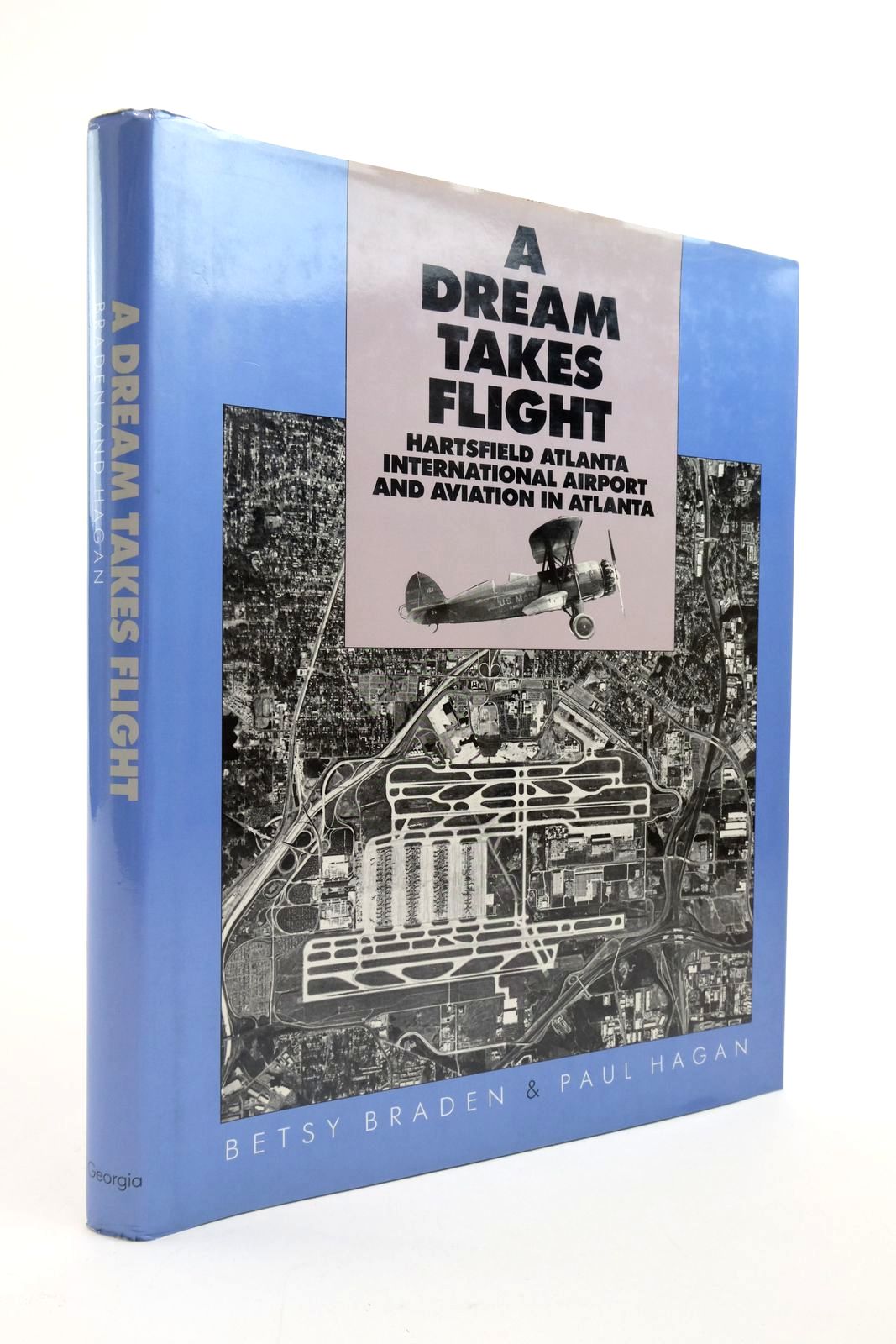 Photo of A DREAM TAKES FLIGHT written by Braden, Betsy
Hagan, Paul published by The University of Georgia Press (STOCK CODE: 2138467)  for sale by Stella & Rose's Books
