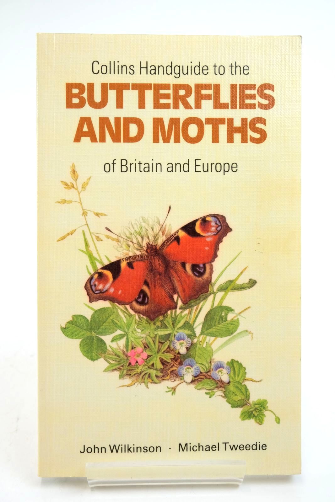 Photo of COLLINS HANDGUIDE TO THE BUTTERFLIES AND MOTHS OF BRITAIN AND EUROPE written by Tweedie, Michael illustrated by Wilkinson, John published by Collins (STOCK CODE: 2139119)  for sale by Stella & Rose's Books