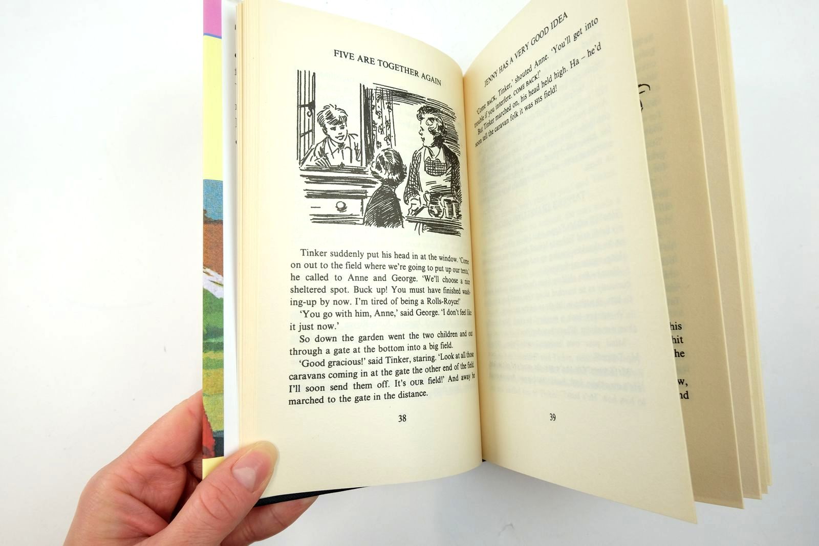 Photo of THE FAMOUS FIVE (21 VOLUME SET) written by Blyton, Enid illustrated by Soper, Eileen published by Book Club Associates (STOCK CODE: 2139744)  for sale by Stella & Rose's Books