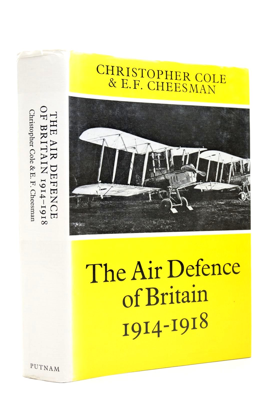 Photo of THE AIR DEFENCE OF BRITAIN 1914-1918 written by Cole, Christopher Cheesman, E.F. published by Putnam (STOCK CODE: 2139815)  for sale by Stella & Rose's Books