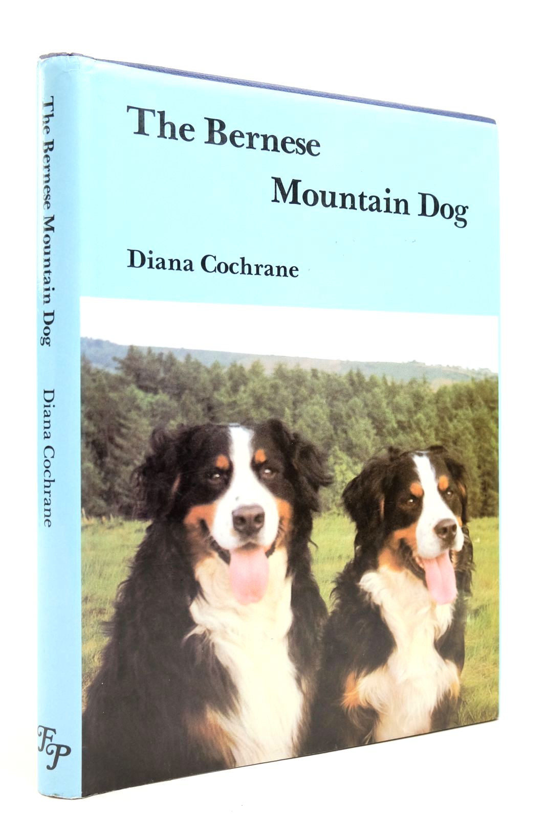 Photo of THE BERNESE MOUNTAIN DOG written by Cochrane, Diana published by Feoirlinn Publications (STOCK CODE: 2140431)  for sale by Stella & Rose's Books