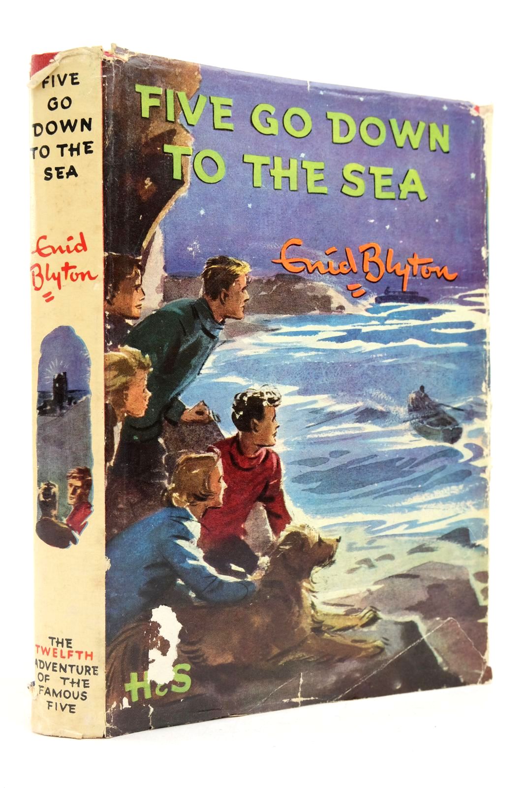 Photo of FIVE GO DOWN TO THE SEA written by Blyton, Enid illustrated by Soper, Eileen published by Hodder &amp; Stoughton (STOCK CODE: 2140474)  for sale by Stella & Rose's Books
