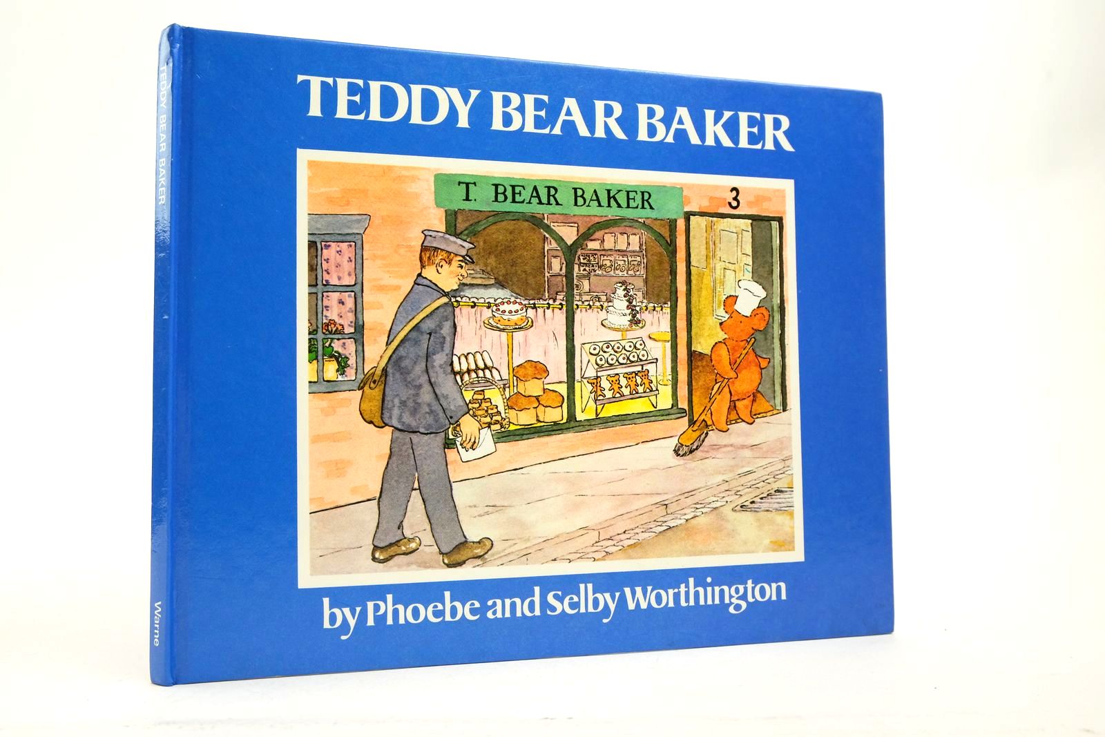 Photo of TEDDY BEAR BAKER written by Worthington, Phoebe Worthington, Selby published by Frederick Warne &amp; Co Ltd. (STOCK CODE: 2140511)  for sale by Stella & Rose's Books