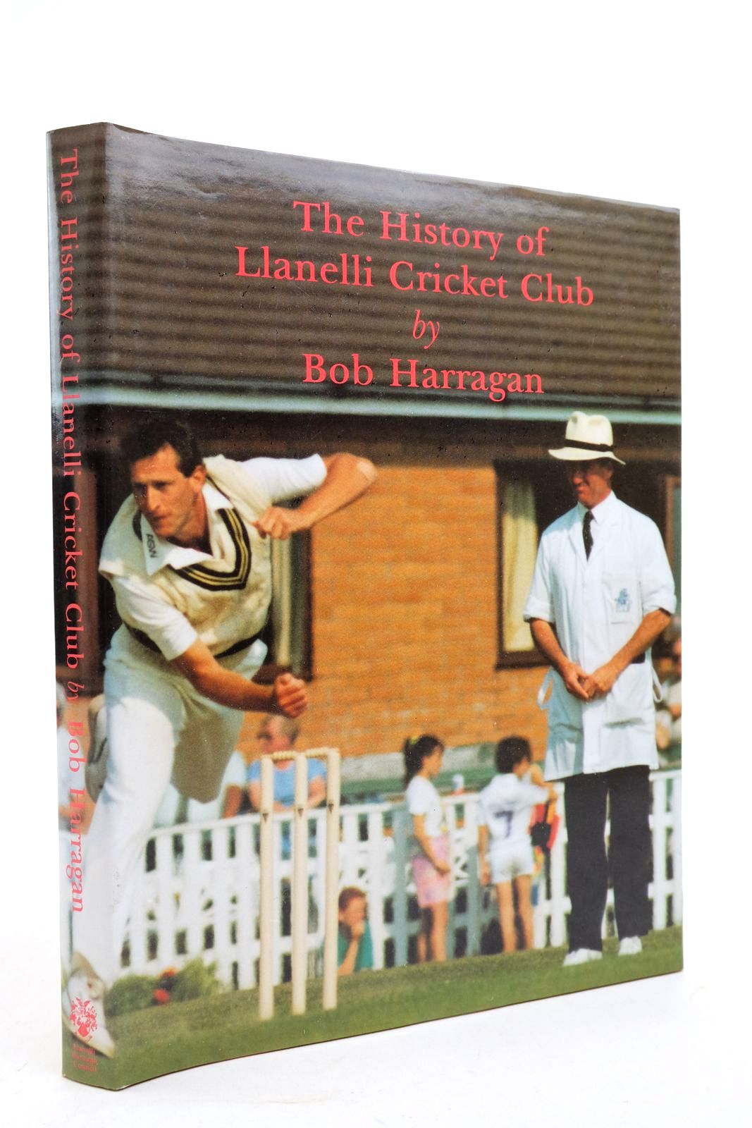 Photo of THE HISTORY OF LLANELLI CRICKET CLUB written by Harragan, Bob published by Llanelli Borough Council (STOCK CODE: 2140783)  for sale by Stella & Rose's Books