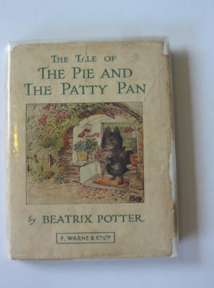 Photo of THE TALE OF THE PIE AND THE PATTY PAN written by Potter, Beatrix illustrated by Potter, Beatrix published by Frederick Warne & Co Ltd. (STOCK CODE: 316871)  for sale by Stella & Rose's Books