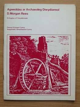 Photo of AGWEDDAU AR ARCHAEOLEG DIWYDIANNOL written by Rees, D. Morgan published by Gwasg Prifysgol Cymru (STOCK CODE: 561154)  for sale by Stella & Rose's Books
