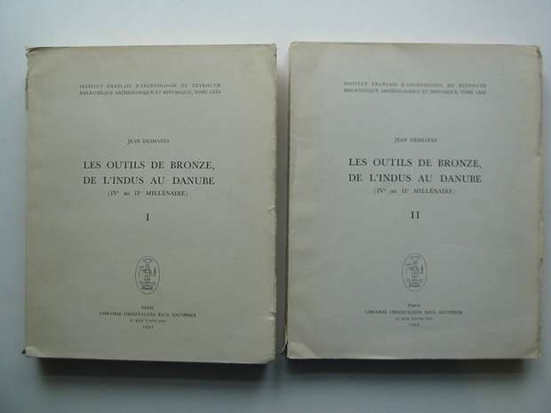 Photo of LES OUTILS DE BRONZE, DE L'INDUS AU DANUBE (2 VOLUMES) written by Deshayes, Jean published by Librairie Orientaliste Paul Geuthner (STOCK CODE: 597664)  for sale by Stella & Rose's Books