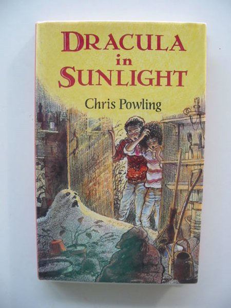 Photo of DRACULA IN SUNLIGHT written by Powling, Chris illustrated by Geary, Robert published by Blackie &amp; Son Ltd. (STOCK CODE: 622296)  for sale by Stella & Rose's Books