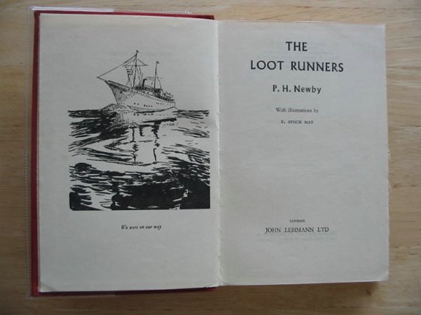 Photo of THE LOOT RUNNERS- Stock Number: 674914