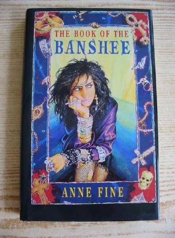 Photo of THE BOOK OF THE BANSHEE written by Fine, Anne published by Hamish Hamilton (STOCK CODE: 730790)  for sale by Stella & Rose's Books
